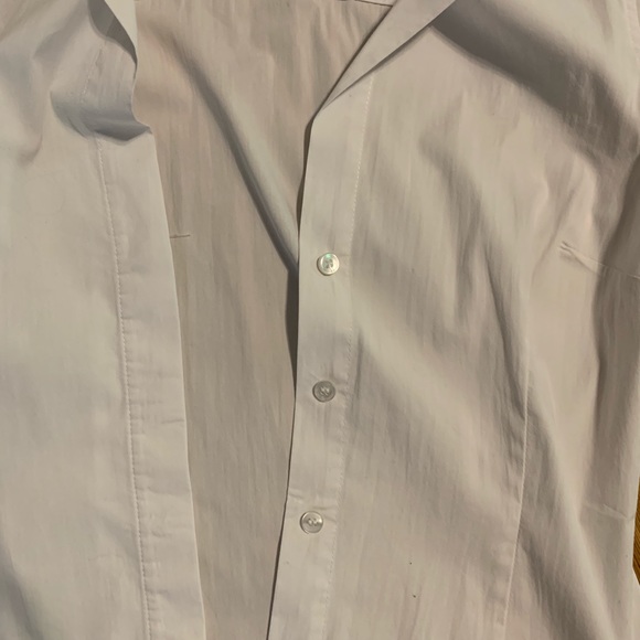 White fitter button down shirt - Picture 4 of 6